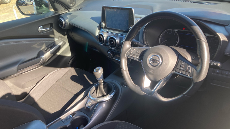 Nissan Juke 1.0 DiG-T 114 N-Connecta 5dr Petrol Hatchback